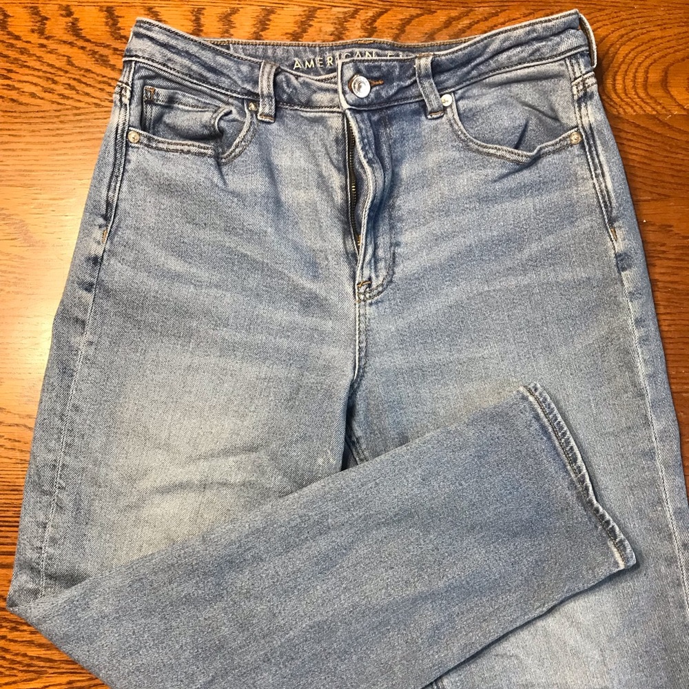 American Eagle Stretch Mom Jeans